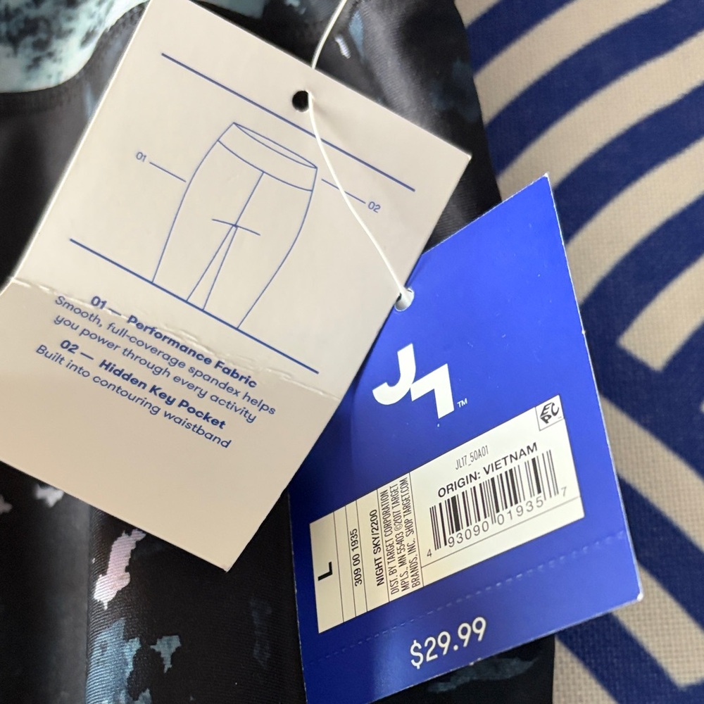 NWT JoyLab Light Gray Mesh Crop Top Sports Bra & Patterned Leggings Bundle Set - Picture 8 of 11